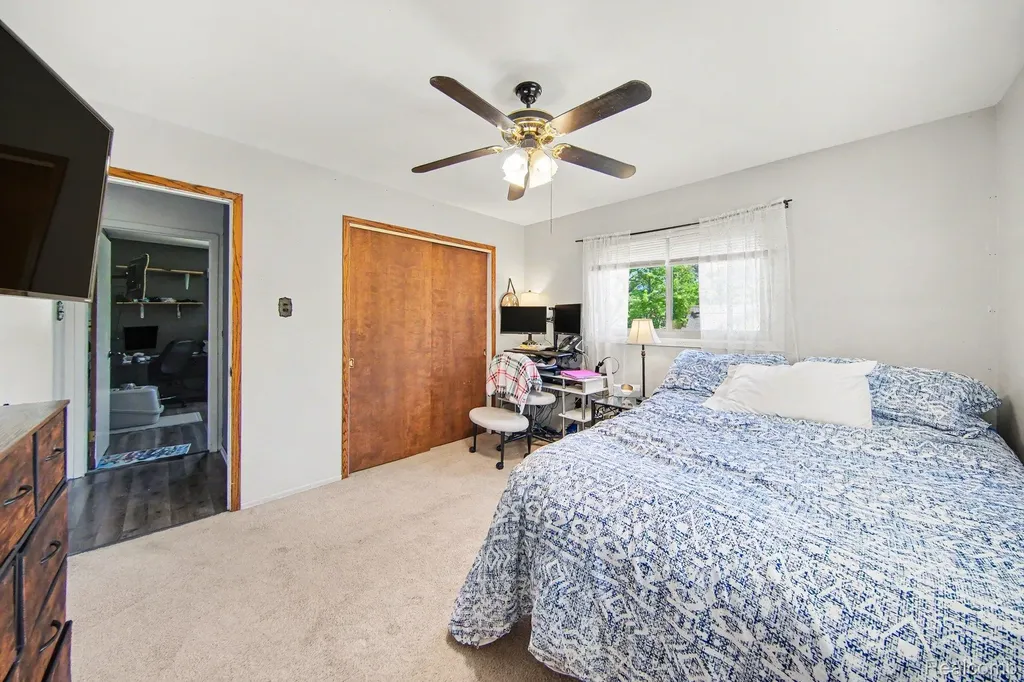 119 Diversy Drive Columbia Township MI 49230