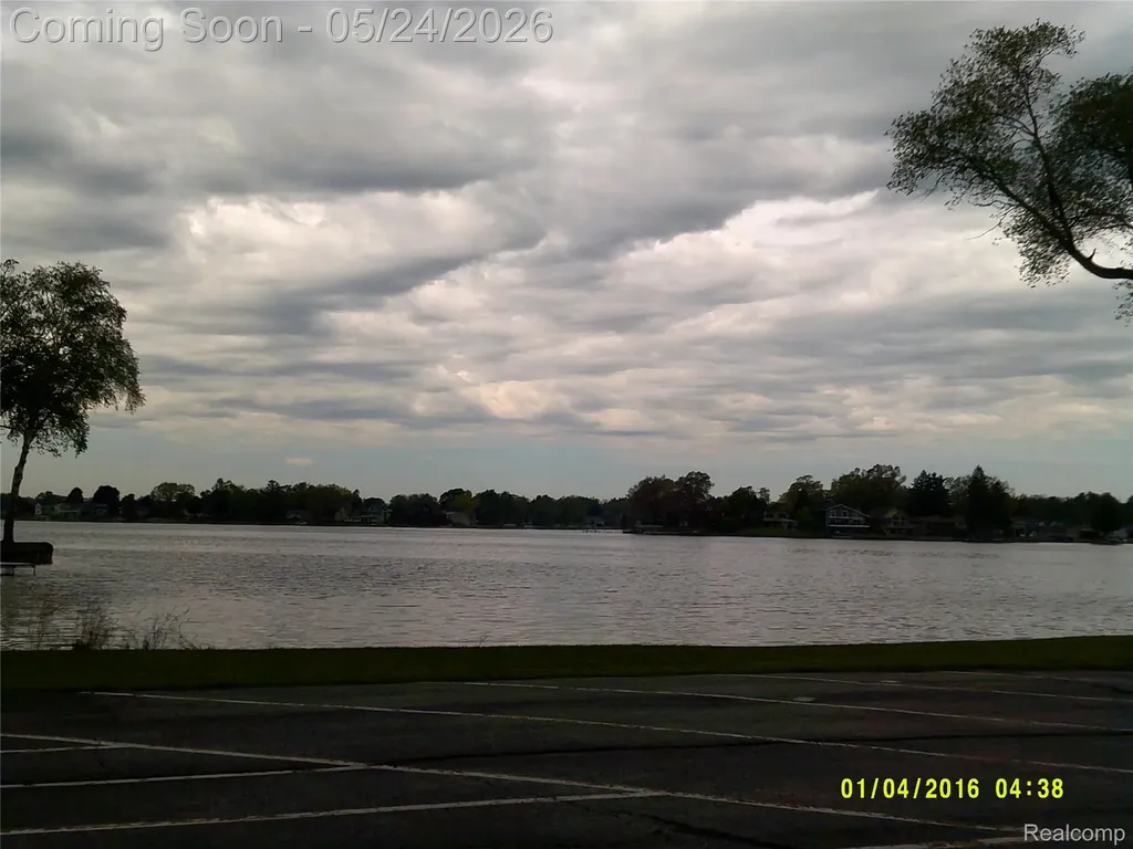 119 Diversy Drive Columbia Township MI 49230