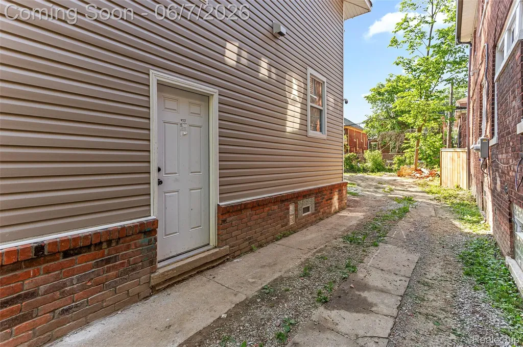 3328 Blaine Street Detroit City MI 48206