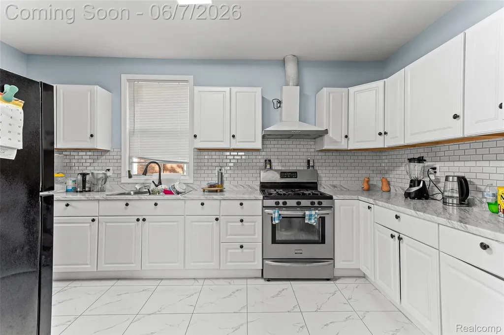 3328 Blaine Street Detroit City MI 48206