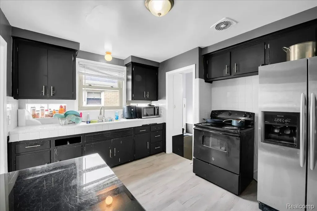 20452 Audrey Street Detroit City MI 48235