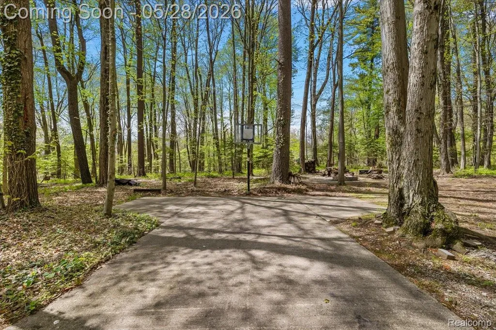 501 Cedarwood Street Oxford Charter Township MI 48371