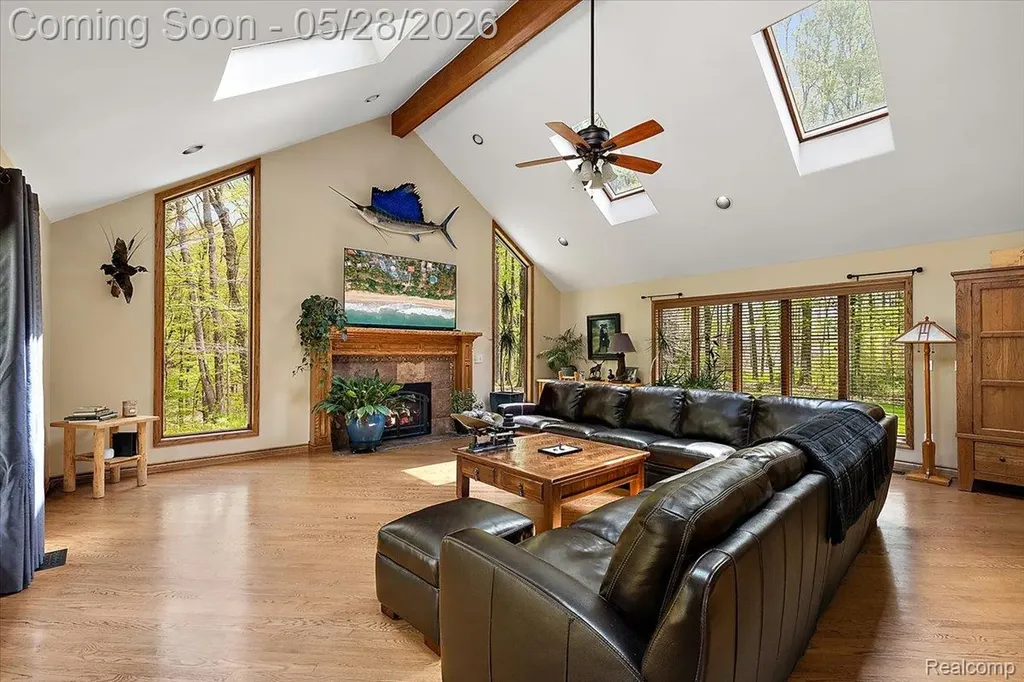 501 Cedarwood Street Oxford Charter Township MI 48371