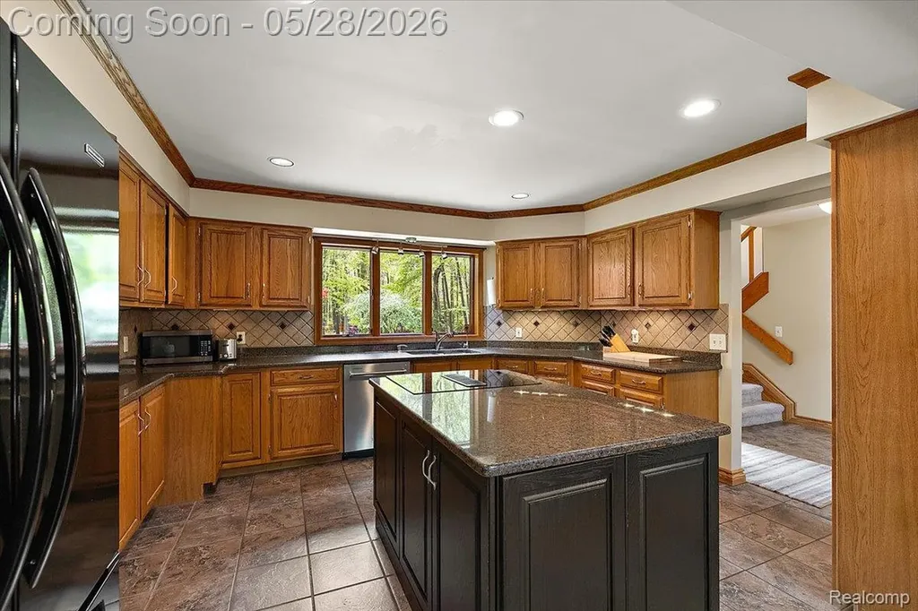 501 Cedarwood Street Oxford Charter Township MI 48371