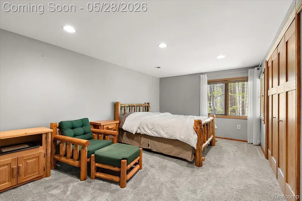 501 Cedarwood Street Oxford Charter Township MI 48371