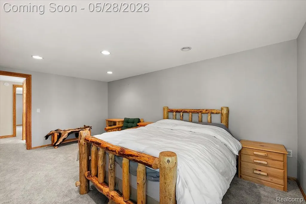 501 Cedarwood Street Oxford Charter Township MI 48371