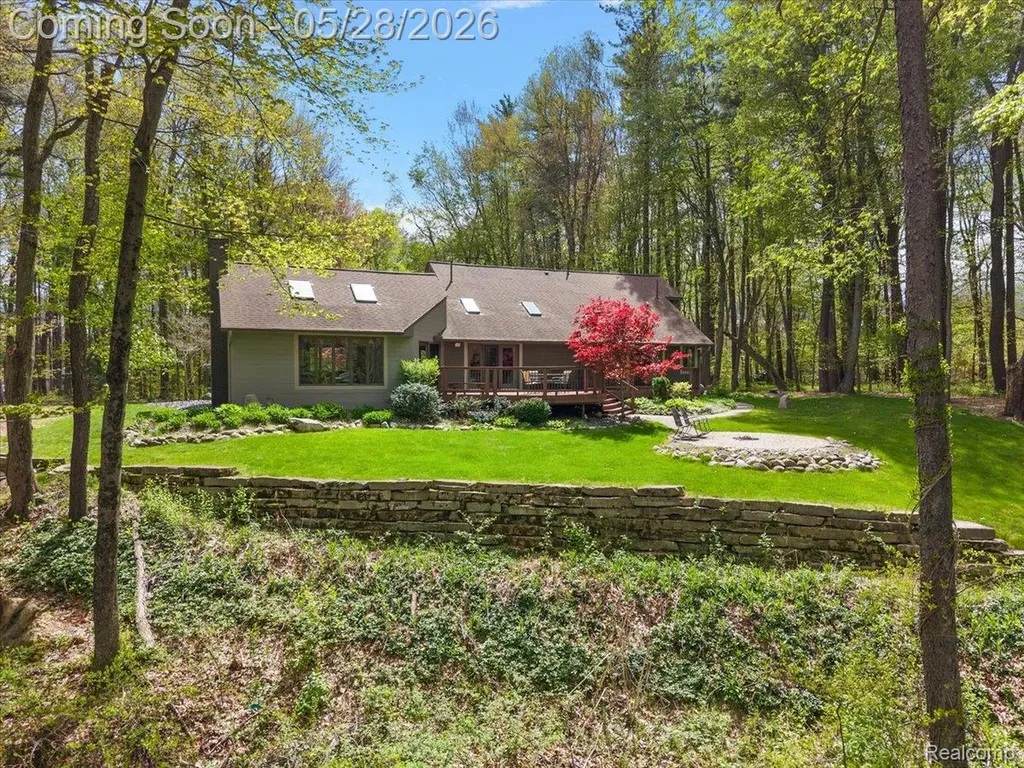 501 Cedarwood Street Oxford Charter Township MI 48371
