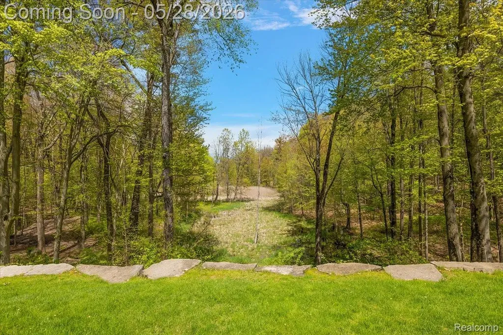 501 Cedarwood Street Oxford Charter Township MI 48371