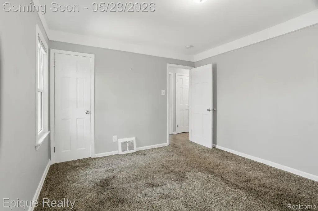 20506 Lancaster Street Harper Woods City MI 48225