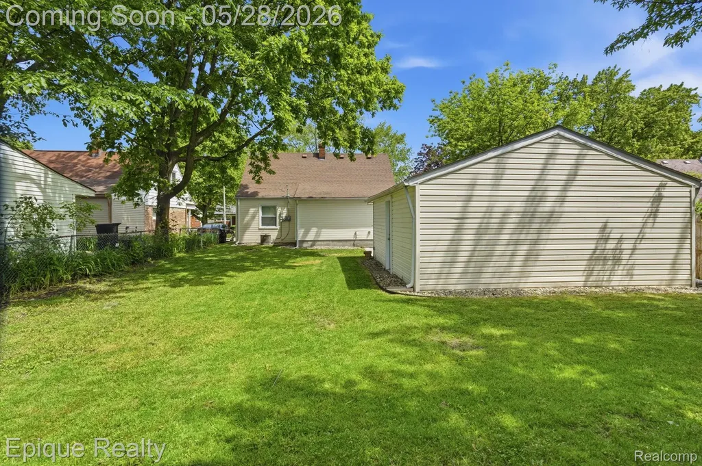 20506 Lancaster Street Harper Woods City MI 48225