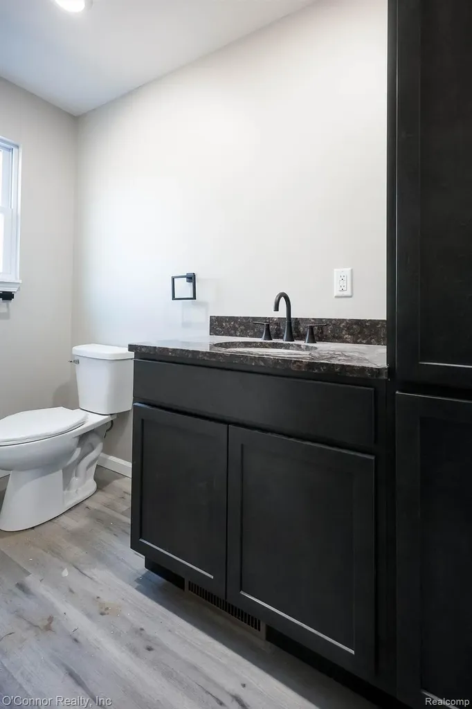 1047 39th Street Port Huron Charter Township MI 48060