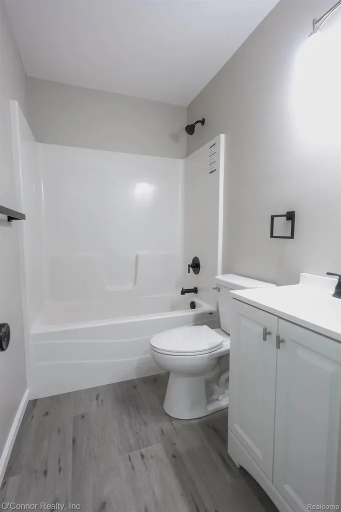 1047 39th Street Port Huron Charter Township MI 48060