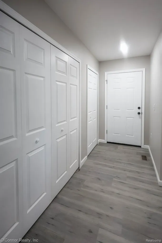 1047 39th Street Port Huron Charter Township MI 48060