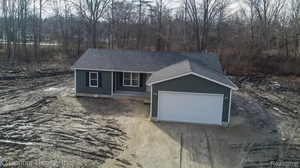 1047 39th Street Port Huron Charter Township MI 48060