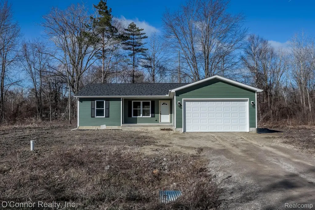 1047 39th Street Port Huron Charter Township MI 48060