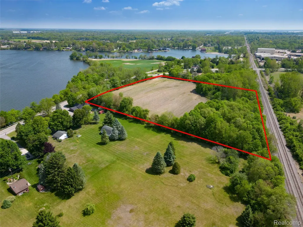 0000 E Huron River Drive Van Buren Charter Township MI 48111