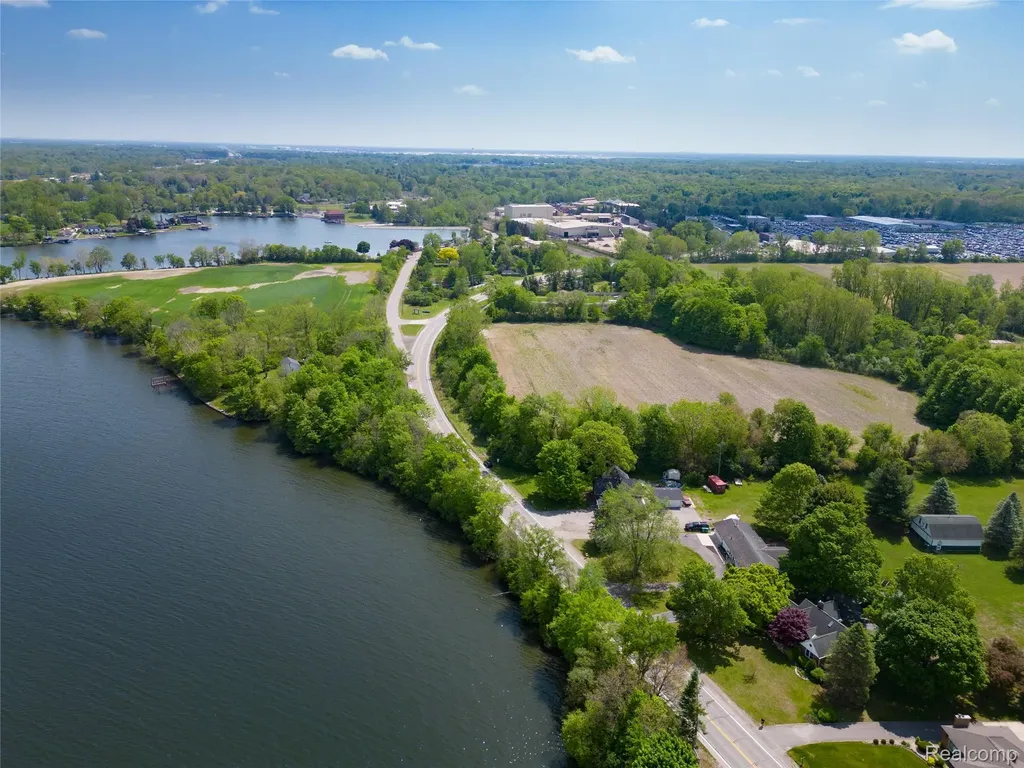 0000 E Huron River Drive Van Buren Charter Township MI 48111