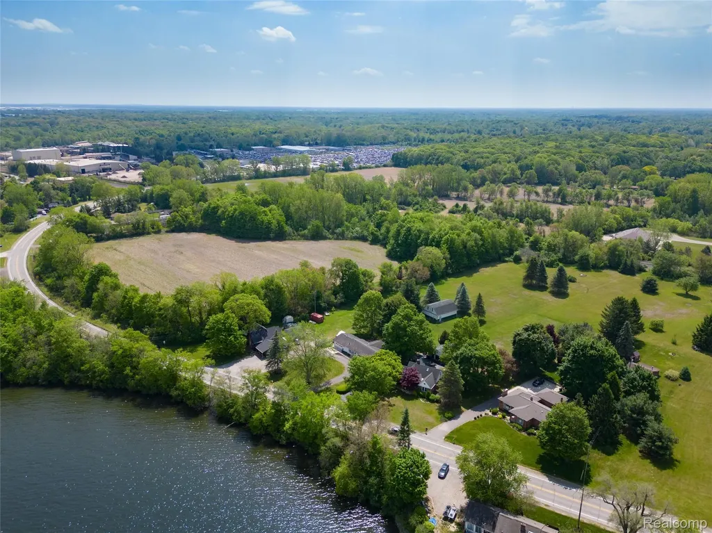 0000 E Huron River Drive Van Buren Charter Township MI 48111