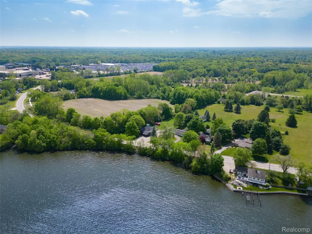 0000 E Huron River Drive Van Buren Charter Township MI 48111