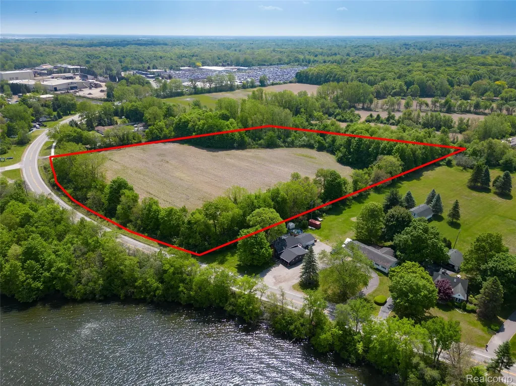0000 E Huron River Drive Van Buren Charter Township MI 48111