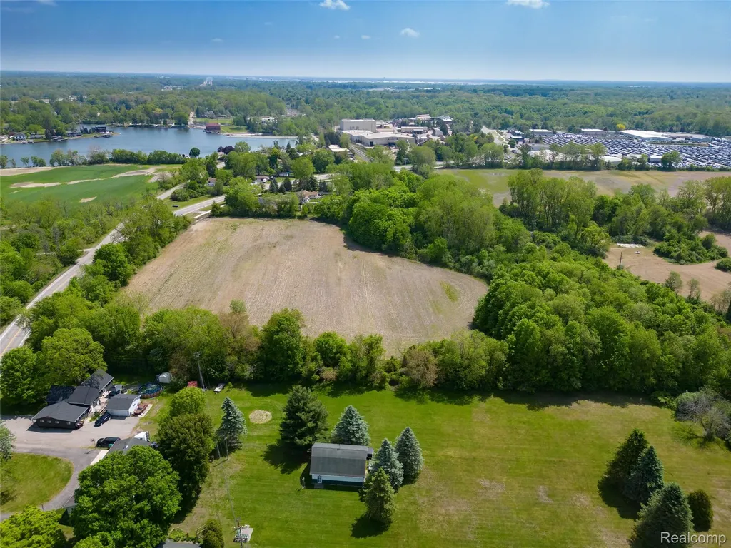 0000 E Huron River Drive Van Buren Charter Township MI 48111