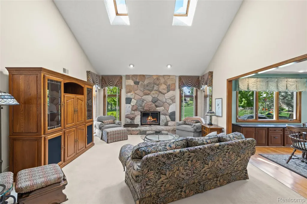 36959 Dardanella Street Livonia City MI 48152