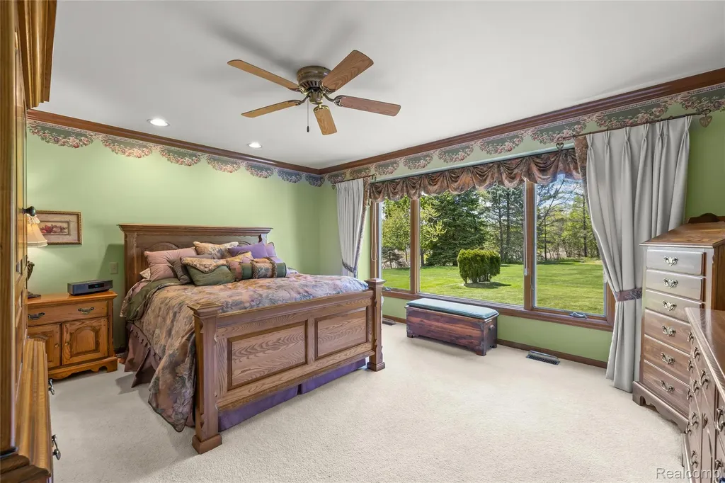36959 Dardanella Street Livonia City MI 48152