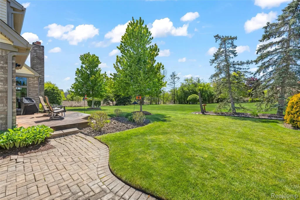 36959 Dardanella Street Livonia City MI 48152