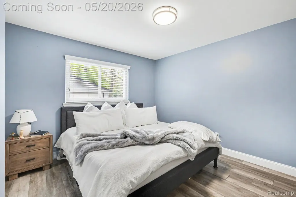 614 Gardenia Avenue Royal Oak City MI 48067