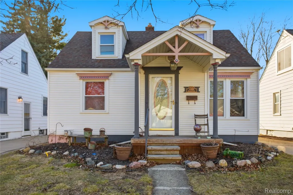4300 Edmund Street Wayne City MI 48184