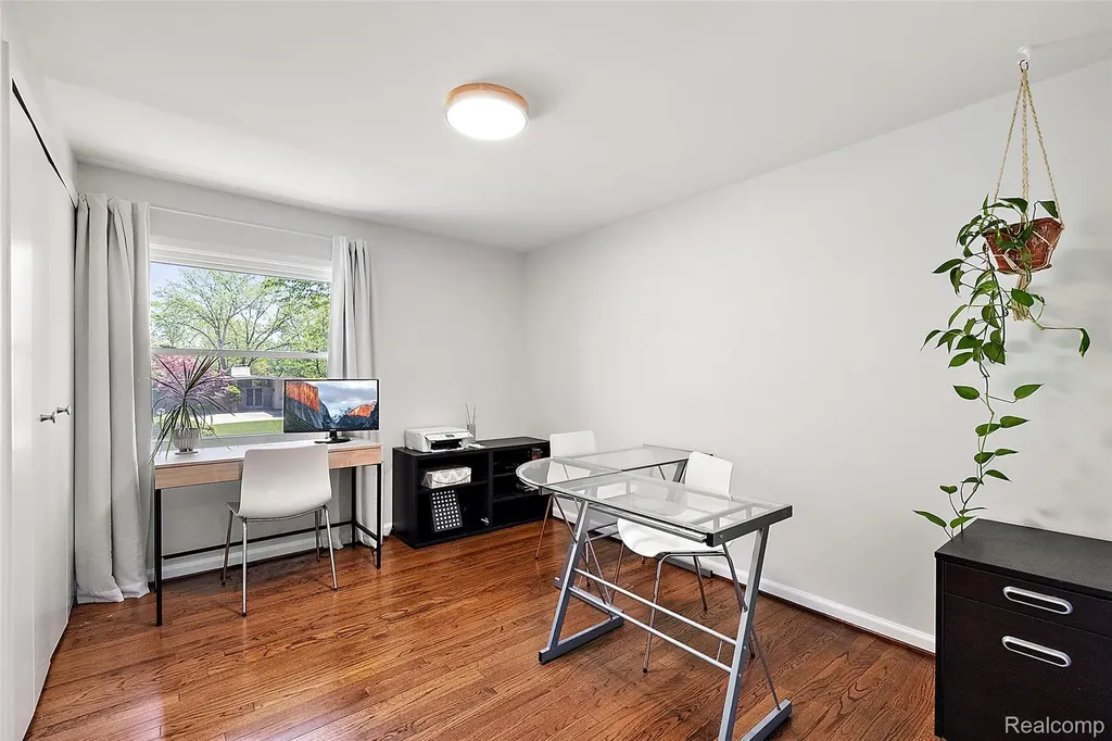 6804 Spruce Drive Bloomfield Hills City MI 48301