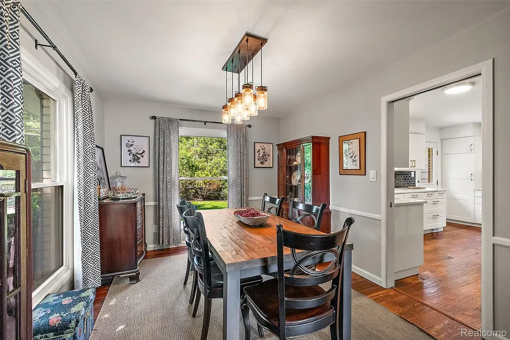 6804 Spruce Drive Bloomfield Hills City MI 48301