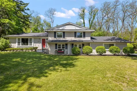 6804 Spruce Drive Bloomfield Hills City MI 48301