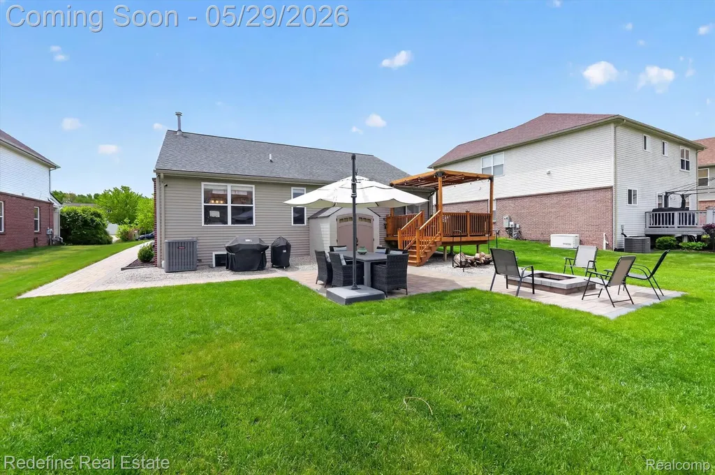 42060 Salem Court Van Buren Charter Township MI 48111