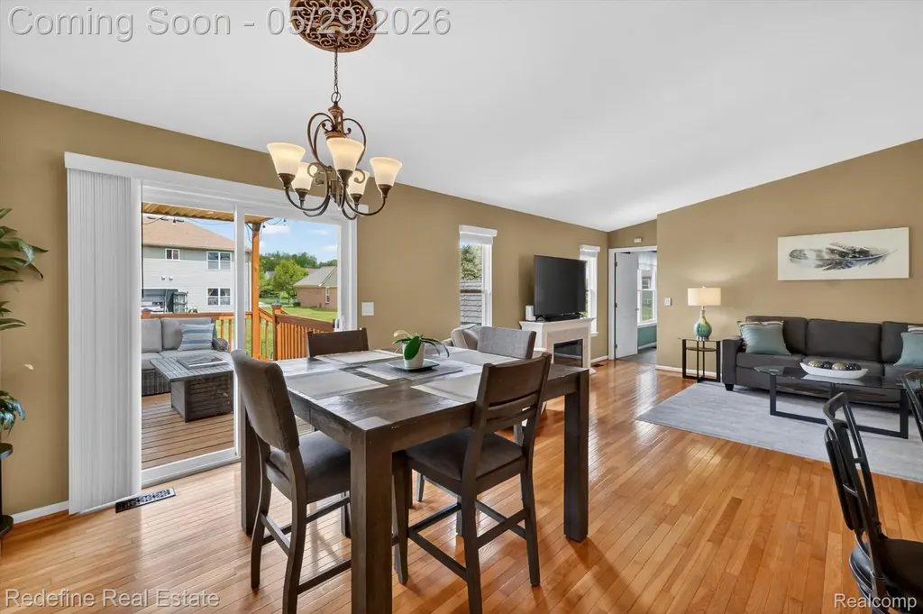 42060 Salem Court Van Buren Charter Township MI 48111