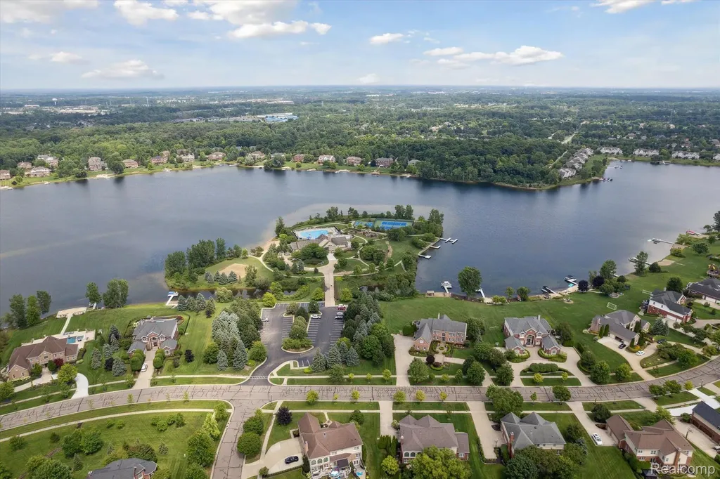 50371 Langley Drive Novi City MI 48374