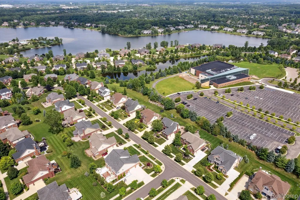 50371 Langley Drive Novi City MI 48374