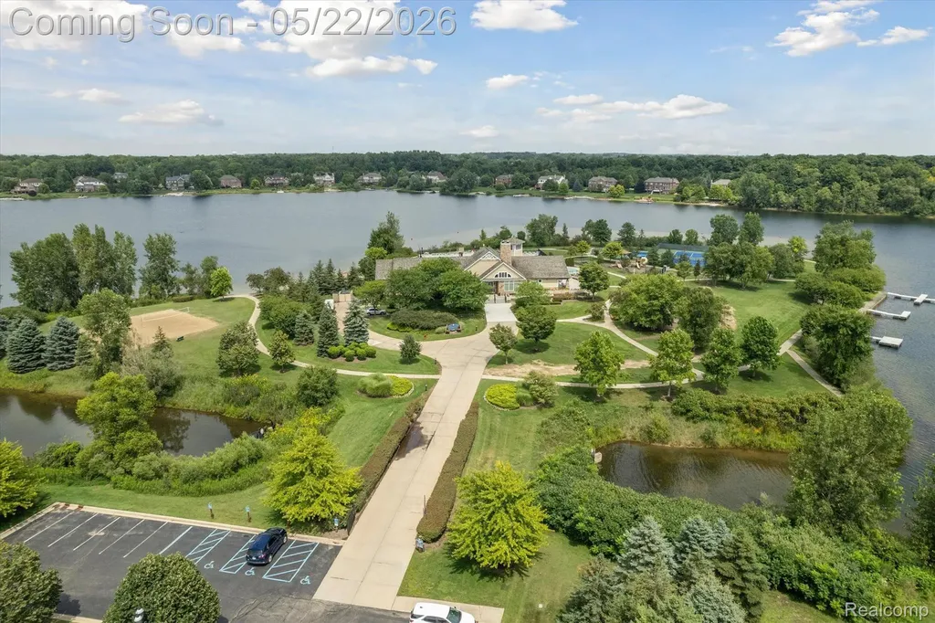 50371 Langley Drive Novi City MI 48374
