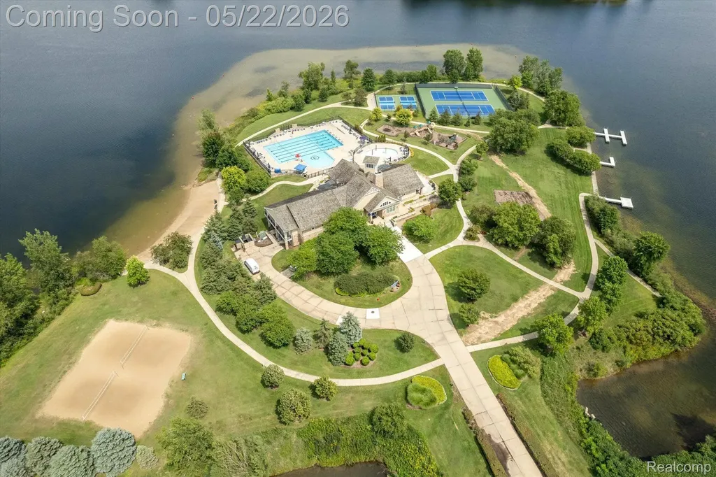50371 Langley Drive Novi City MI 48374
