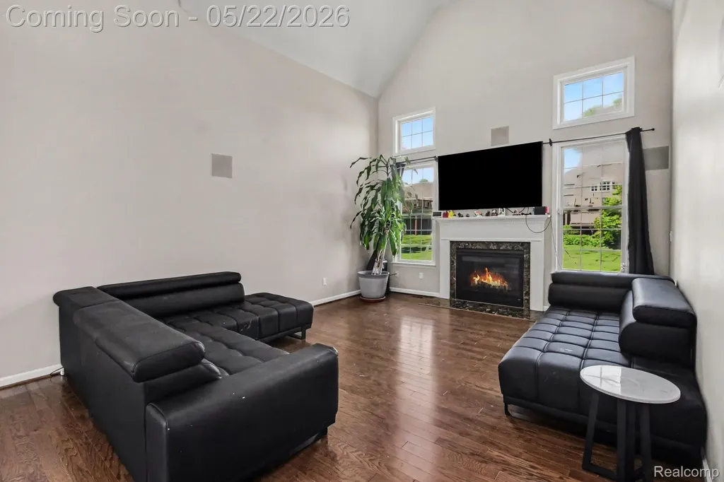 50371 Langley Drive Novi City MI 48374