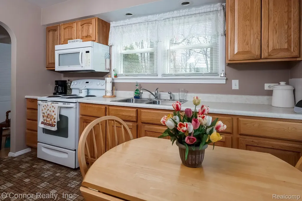 1112 17th Street Marysville City MI 48040