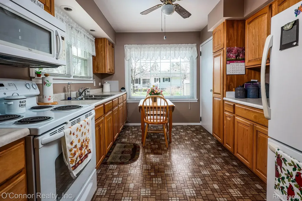 1112 17th Street Marysville City MI 48040