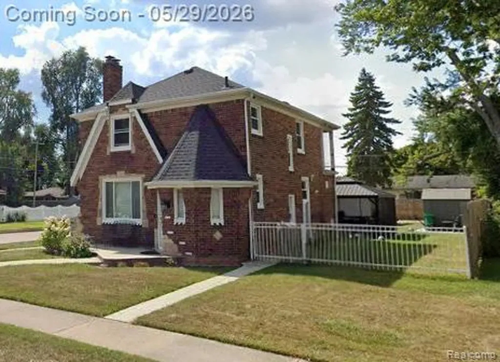 9001 Riverdale Redford Charter Township MI 48239
