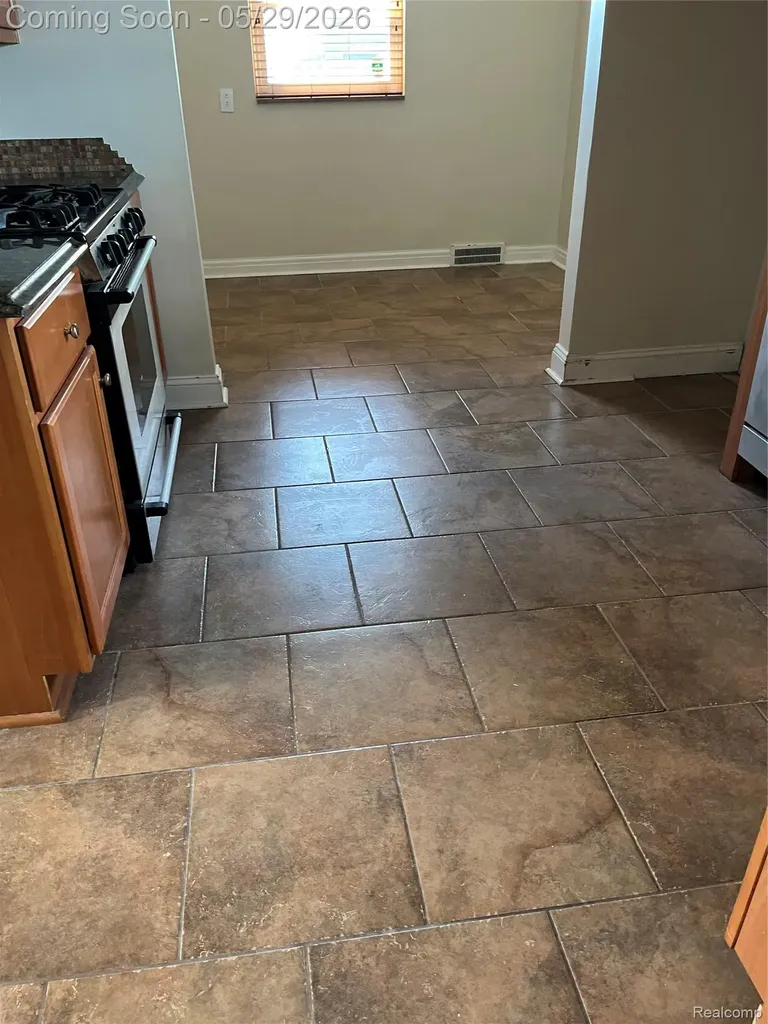 9001 Riverdale Redford Charter Township MI 48239