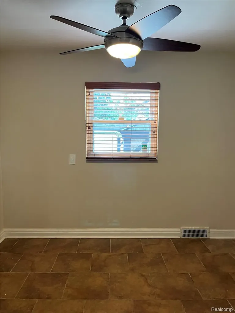9001 Riverdale Redford Charter Township MI 48239