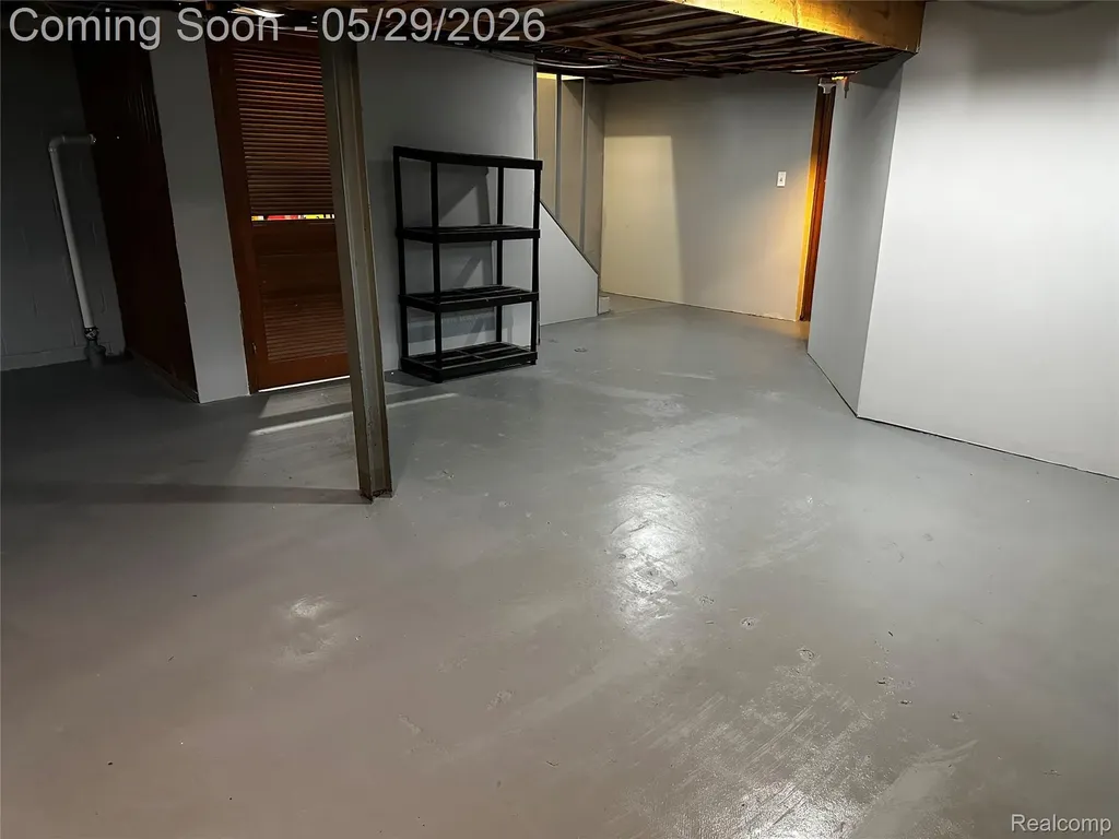 9001 Riverdale Redford Charter Township MI 48239