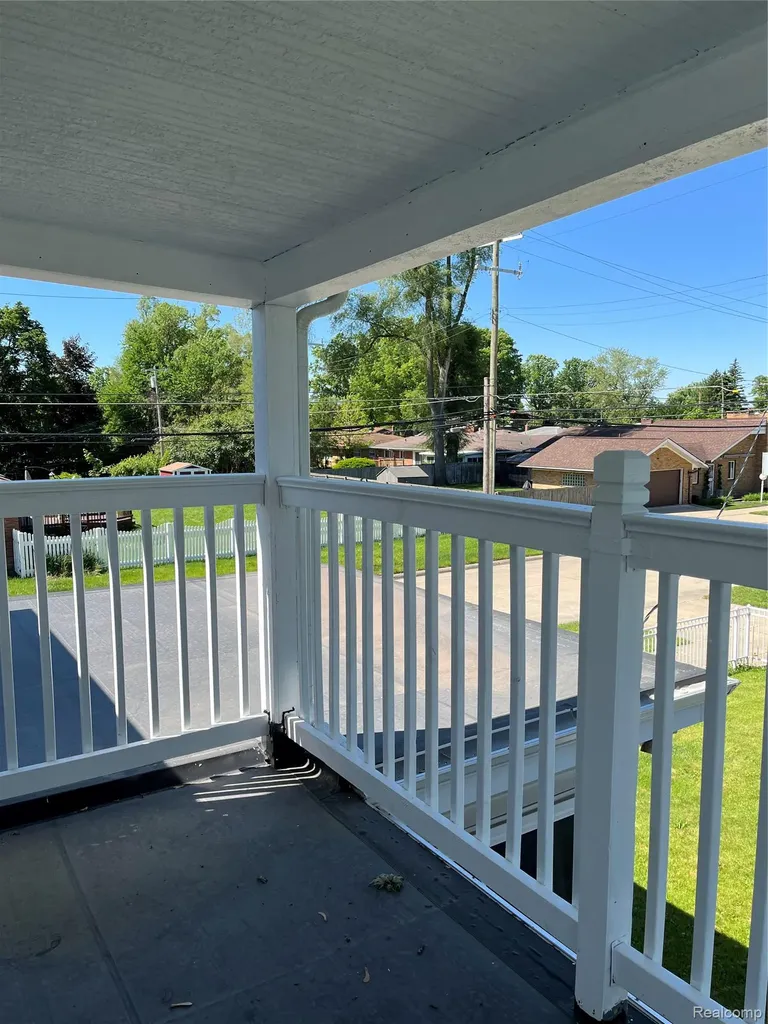 9001 Riverdale Redford Charter Township MI 48239