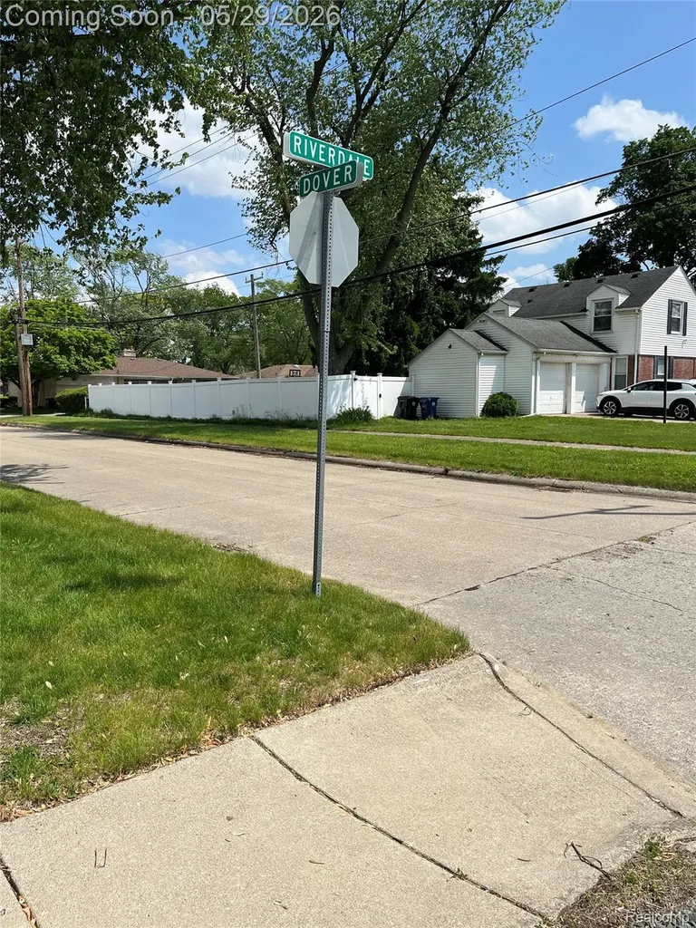 9001 Riverdale Redford Charter Township MI 48239