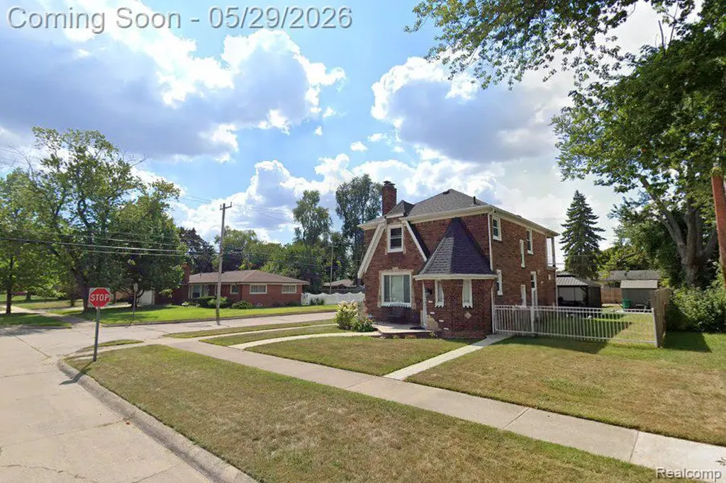 9001 Riverdale Redford Charter Township MI 48239