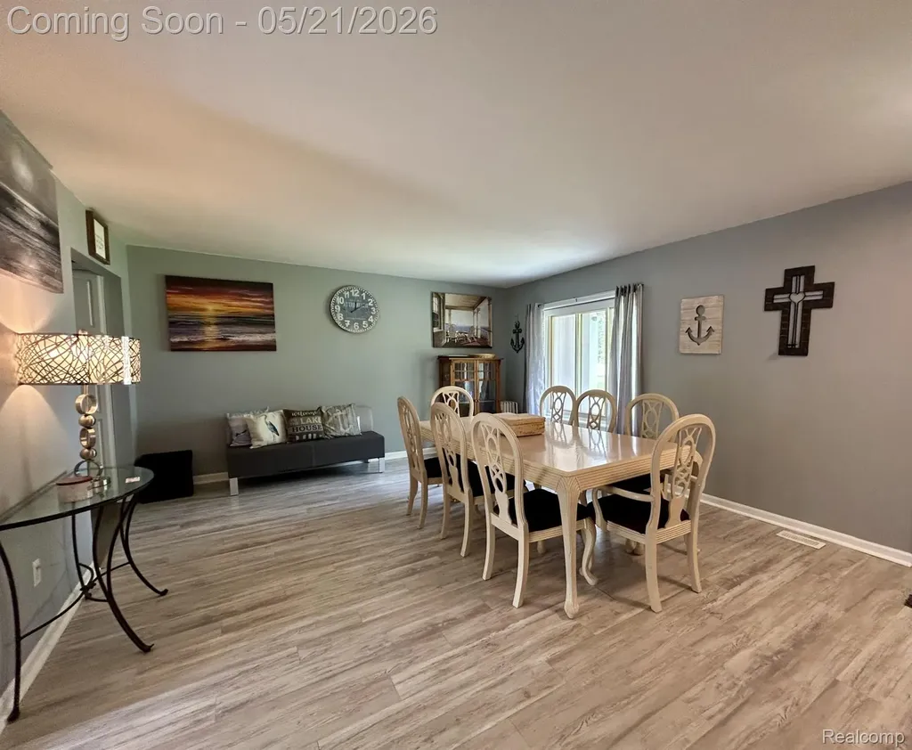 9831 Kress Road Hamburg Township MI 48169